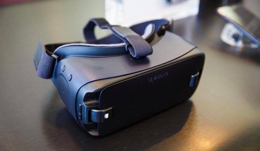 The Gear VR was worn by all attendees at the unveiling to see features of the Note 7.