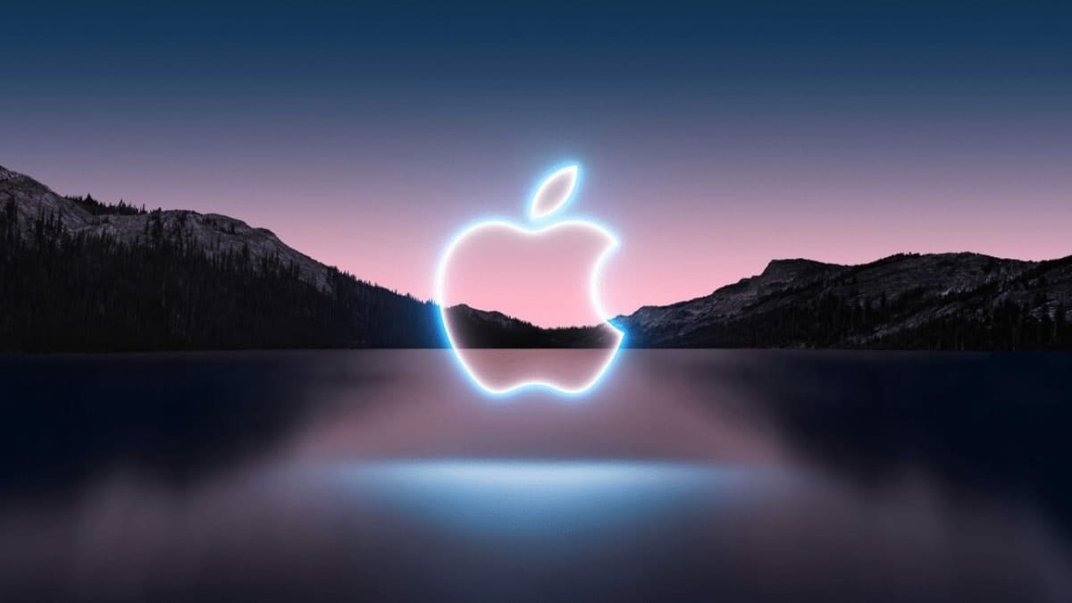 Apple Working On A Foldable Hybrid Device.