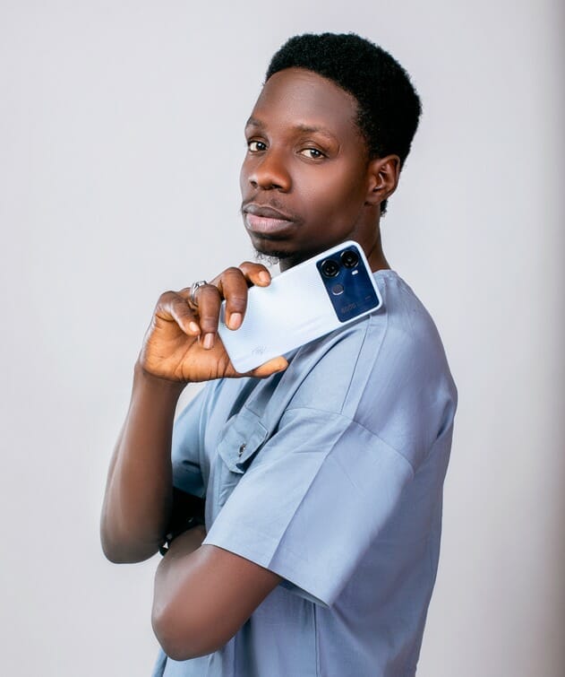 Ado Gwanja with the itel P40 smartphone